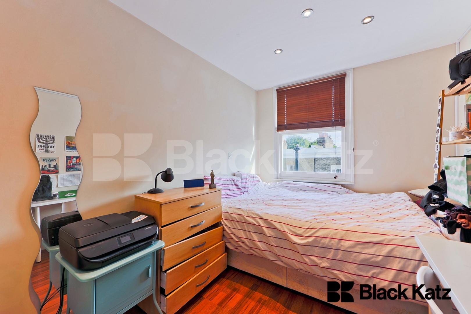 Victorian Conversion arranged over three floors with two bathrooms Stockwell Green, Stockwell